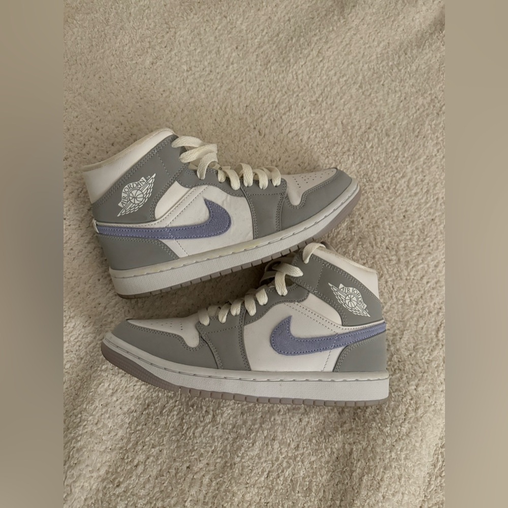 Jordan 1 Mid Nike - Womens